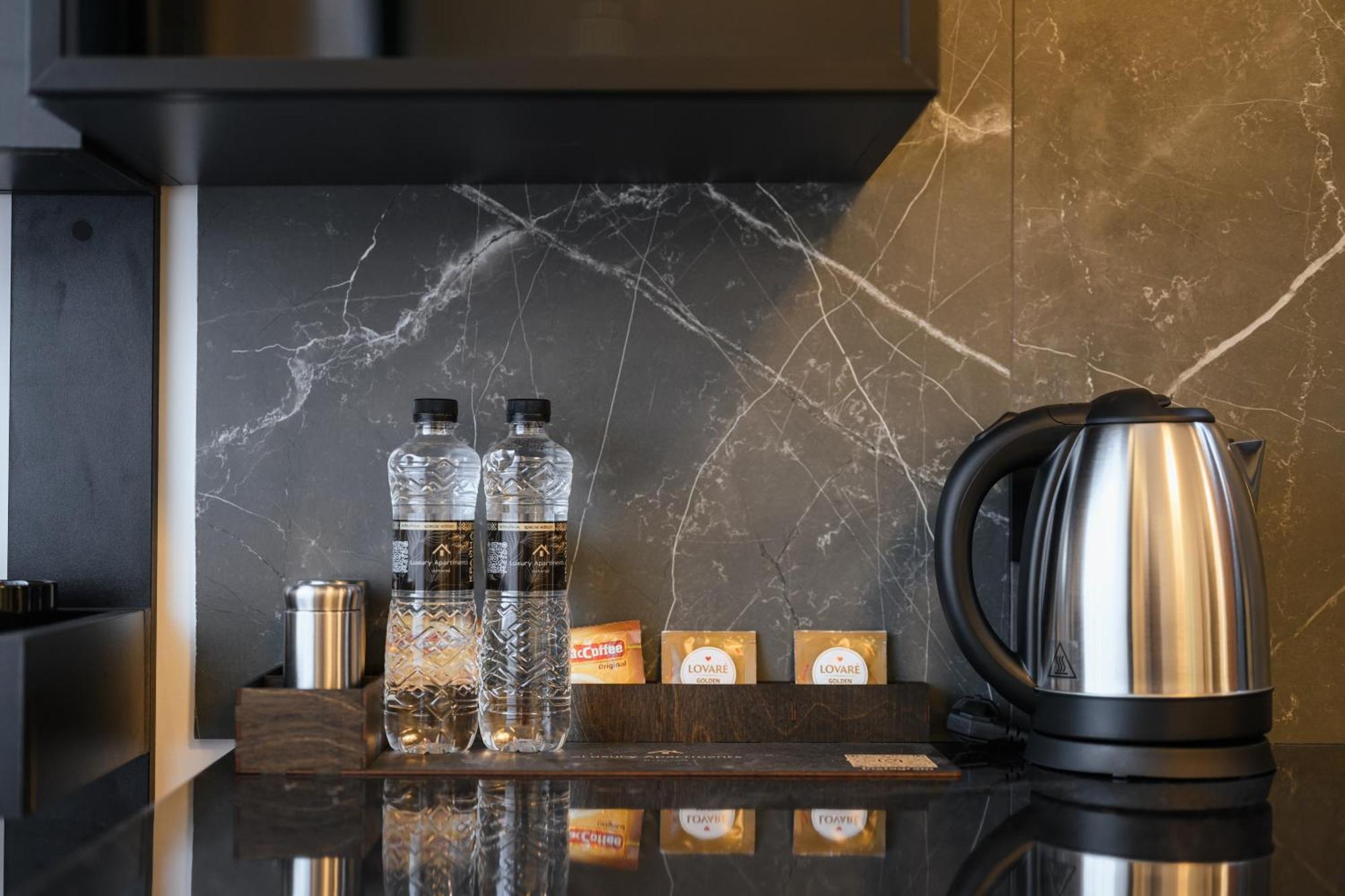 אוזהורוד Luxury Apartments Laborca מראה חיצוני תמונה