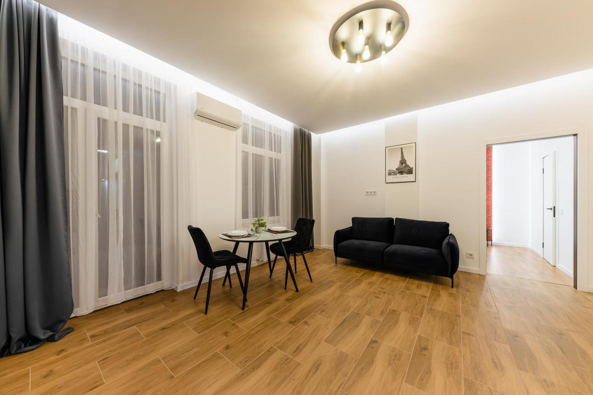 אוזהורוד Luxury Apartments Laborca מראה חיצוני תמונה