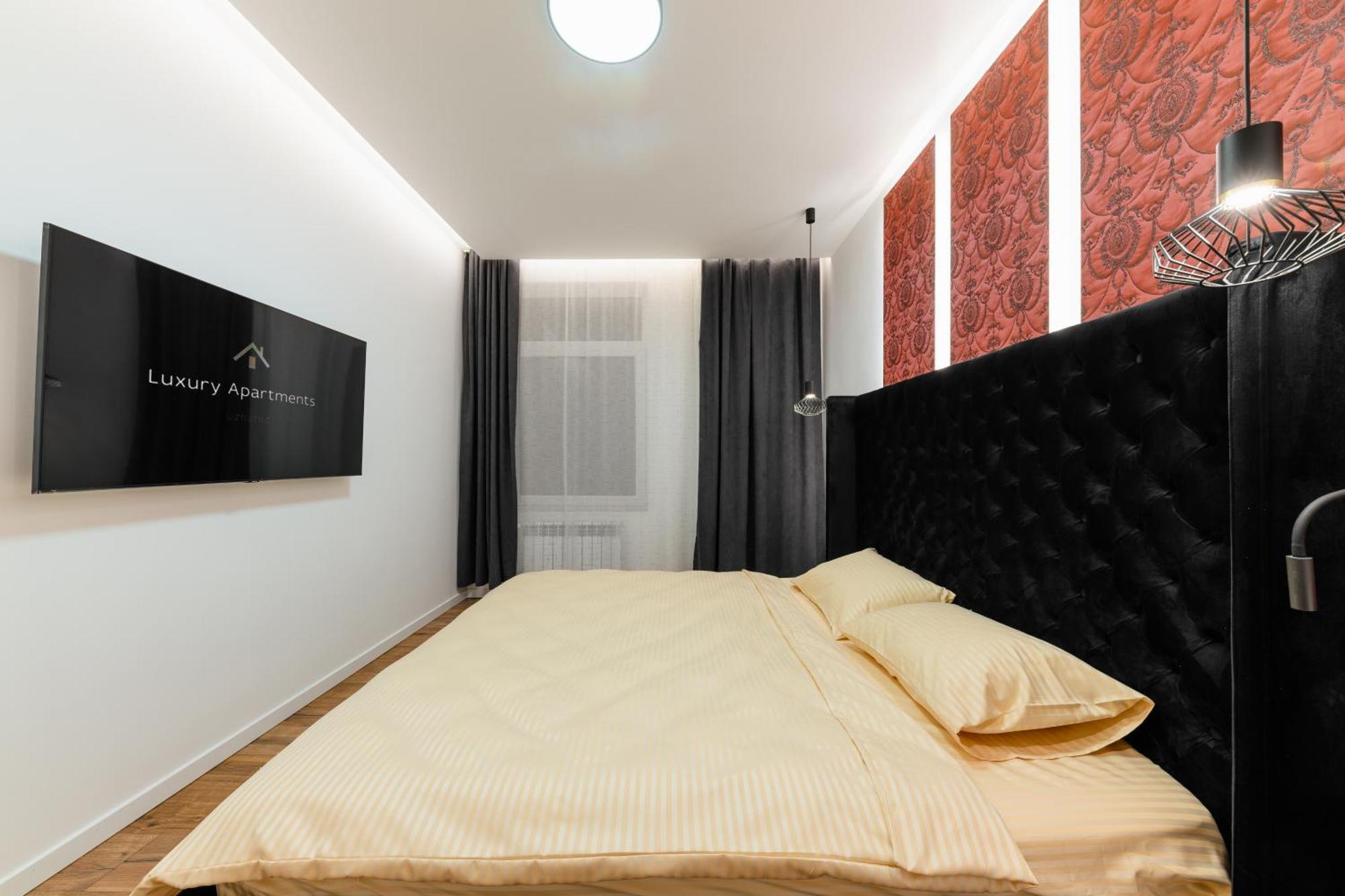 אוזהורוד Luxury Apartments Laborca מראה חיצוני תמונה