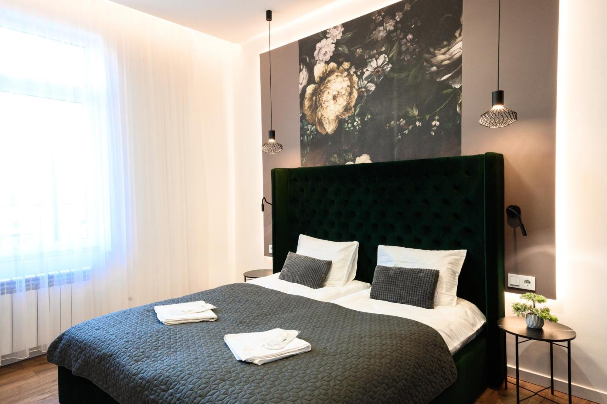 אוזהורוד Luxury Apartments Laborca מראה חיצוני תמונה